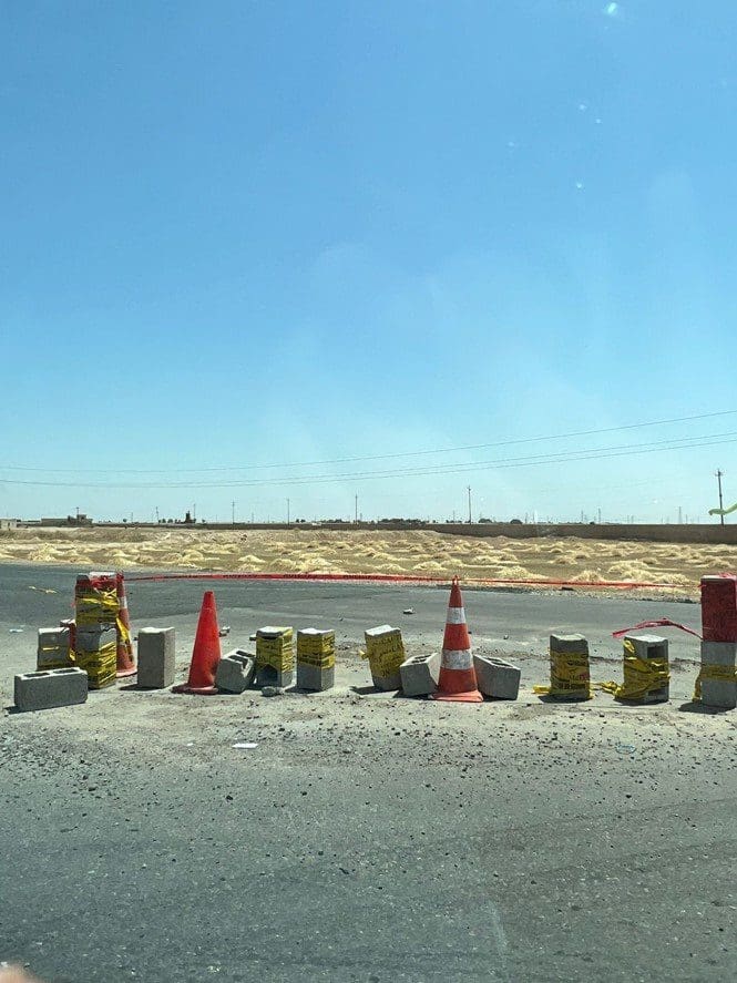 الإغلاقات والأضرار الموجودة على الطريق بين تكريت وكركوك
